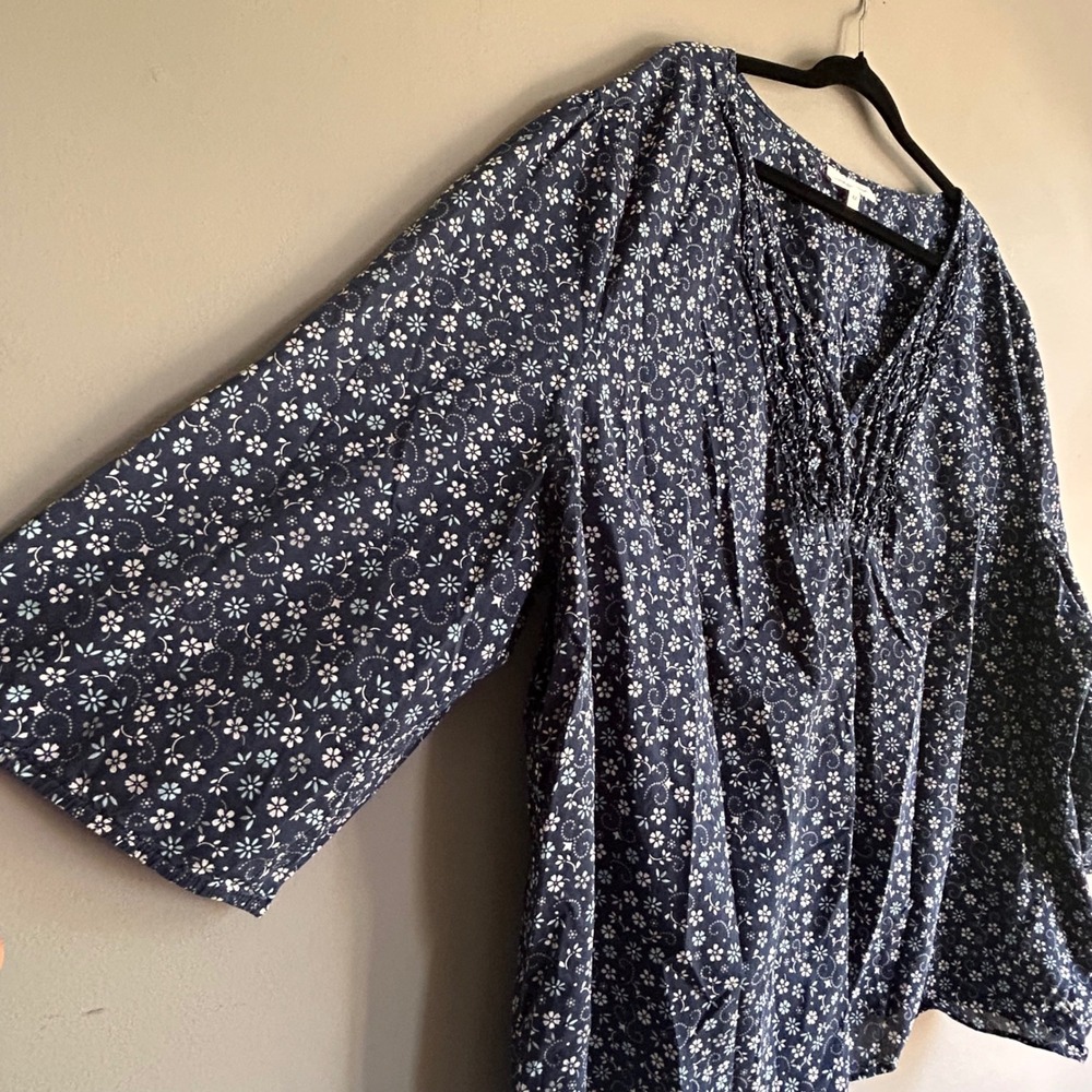 Fashion Bug Navy Blue Floral Cotton Ruffle V-Neck Blouse 4X Plus Size 3/4 Sleeve - Picture 4 of 9